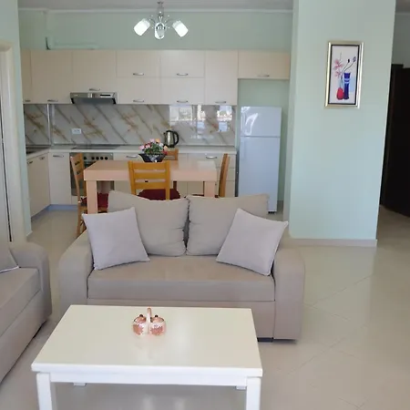 Bellavista Apartment *