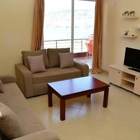 Bellavista * Sarandë